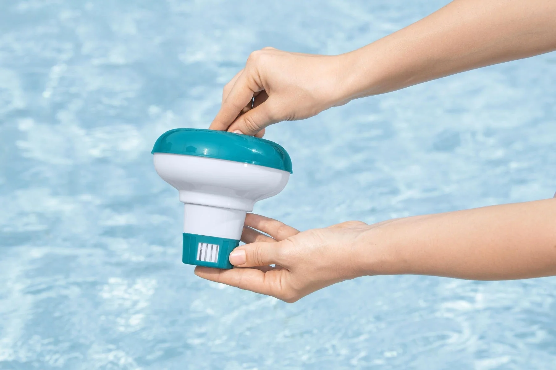 Pool & Hot Tub Chlorine Dispenser 5" Chemical Floater - Image 7