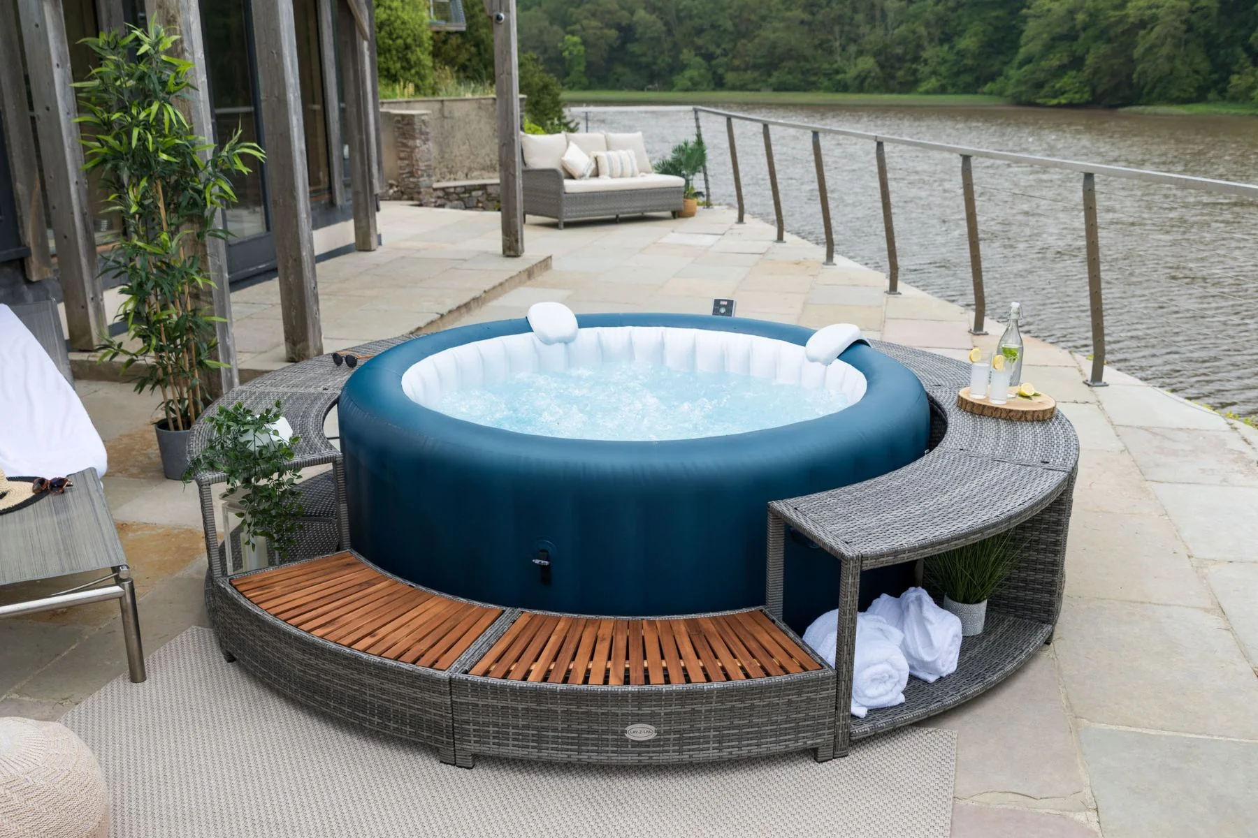 Round Rattan Hot Tub Surround 200cm Grey - Image 4