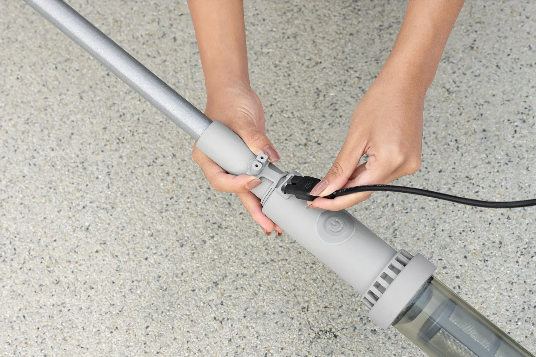 Rechargeable Underwater Vacuum - Image 6